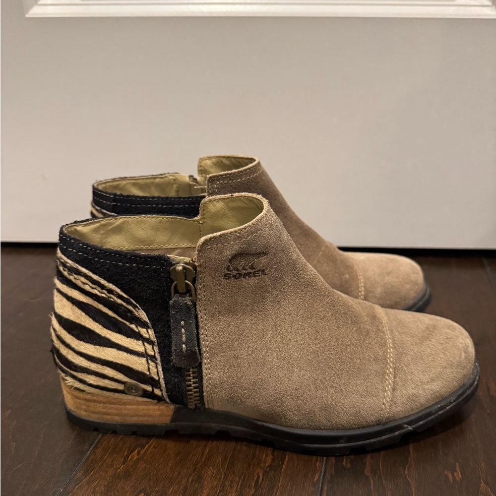 Sorel Beige and Black Zebra Ankle Boots